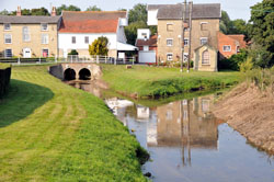 Cottages close to sandy beaches in Suffolk